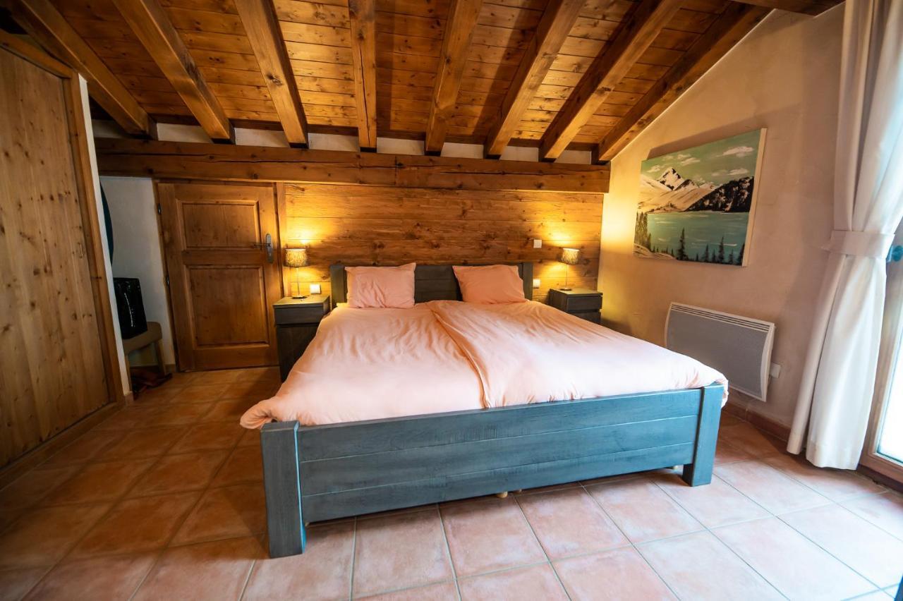 Parc Madeleine - Chalets Saint-François-Longchamp Extérieur photo